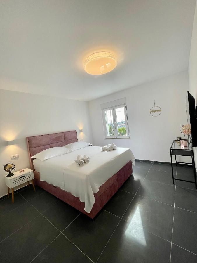 Elite Rooms Split - Free Parking Экстерьер фото